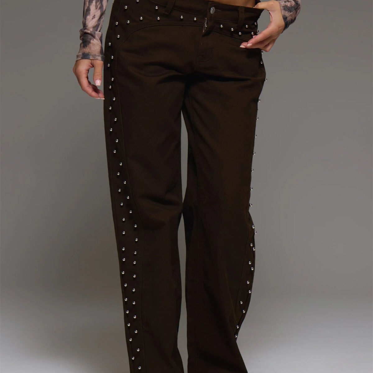 Women's Brown Studded Low Waist Baggy Jeans